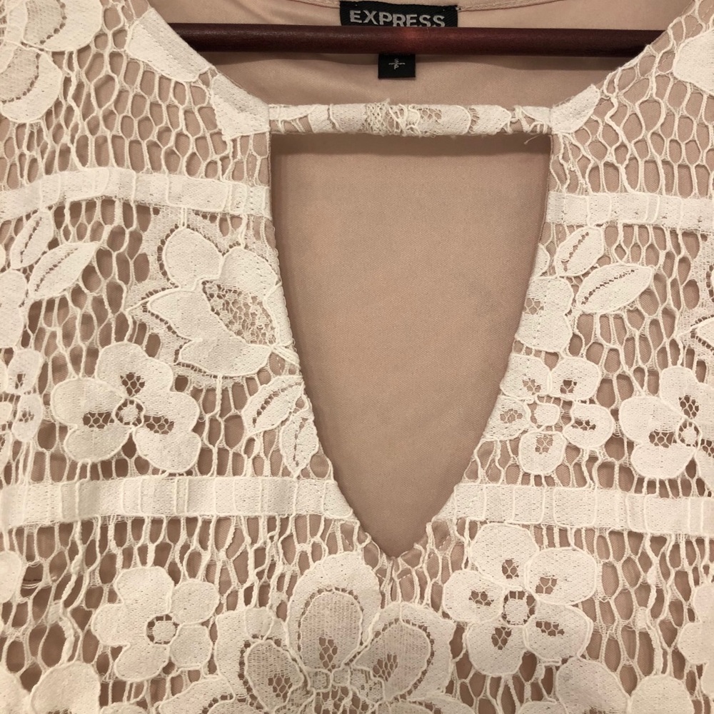 Express lace top - Picture 6 of 7